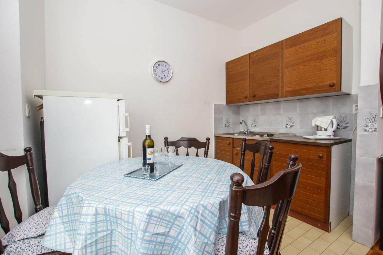 Apartmani Janja Porec Bagian luar foto