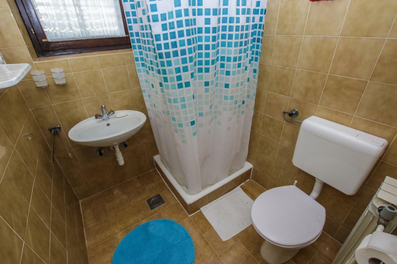 Apartmani Janja Porec Bagian luar foto