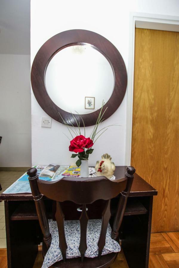 Apartmani Janja Porec Bagian luar foto